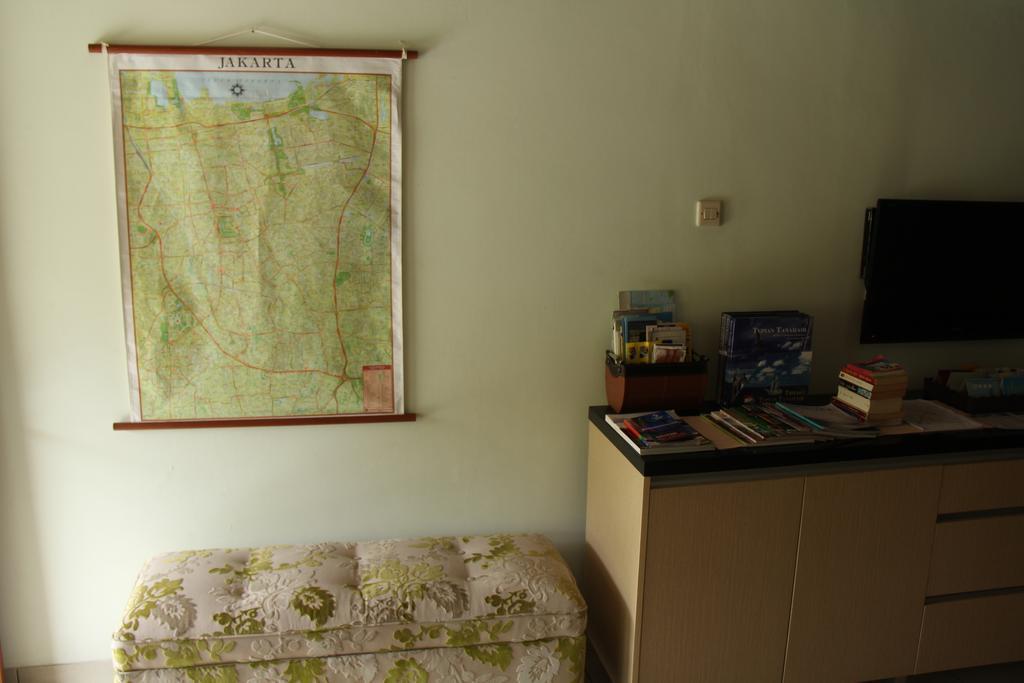 ג'קרטה Bed And Breakfast Tomang מראה חיצוני תמונה